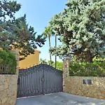 With Private Pool And Tennis Court 150 Metres From The Sea-villa El Olivo