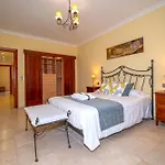 With Private Pool And Tennis Court 150 Metres From The Sea-villa El Olivo * Dénia