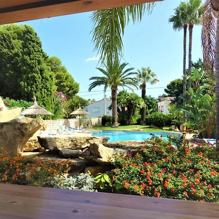 With Private Pool And Tennis Court 150 Metres From The Sea-villa El Olivo