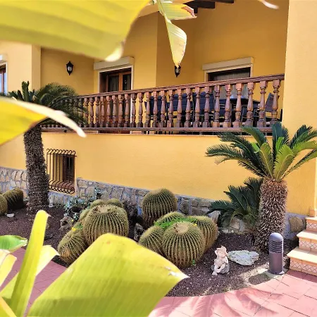 Willa With Private Pool And Tennis Court 150 Metres From The Sea-villa El Olivo *