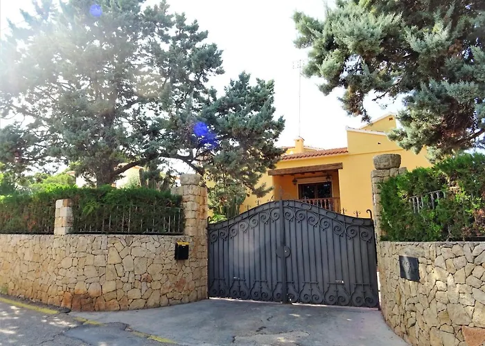 With Private Pool And Tennis Court 150 Metres From The Sea-villa El Olivo Βίλα Denia