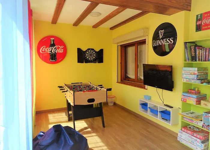 With Private Pool And Tennis Court 150 Metres From The Sea-villa El Olivo Willa