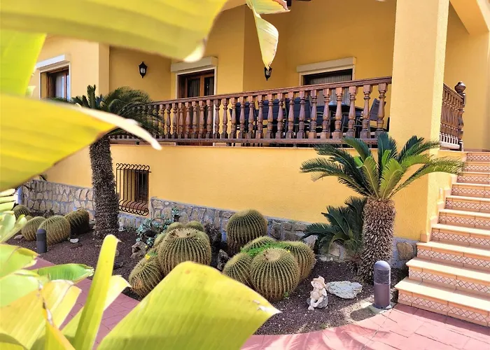 Willa With Private Pool And Tennis Court 150 Metres From The Sea-villa El Olivo *