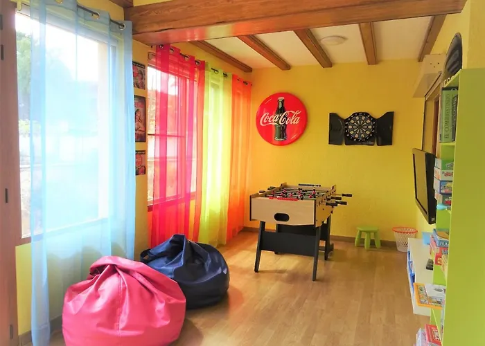 With Private Pool And Tennis Court 150 Metres From The Sea-villa El Olivo デニア