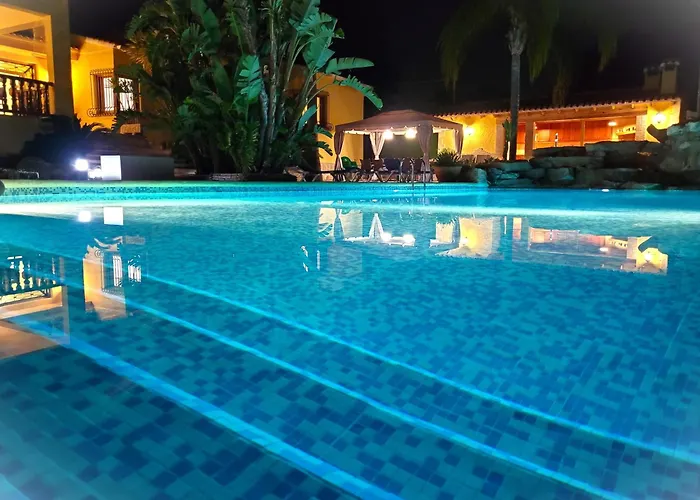 With Private Pool And Tennis Court 150 Metres From The Sea-villa El Olivo ヴィラ デニア