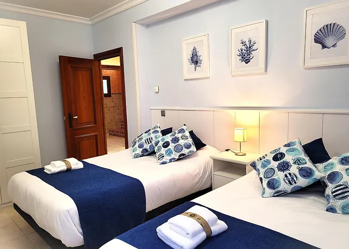 With Private Pool And Tennis Court 150 Metres From The Sea-villa El Olivo デニア