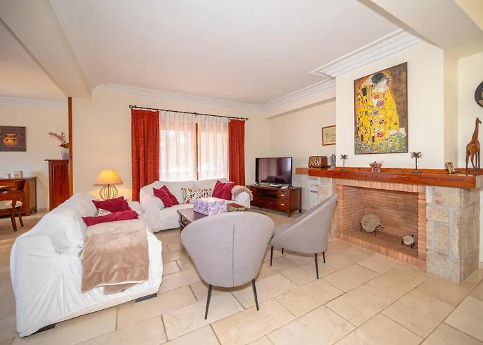 With Private Pool And Tennis Court 150 Metres From The Sea-villa El Olivo * デニア