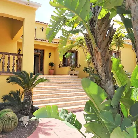 With Private Pool And Tennis Court 150 Metres From The Sea-villa El Olivo Denia