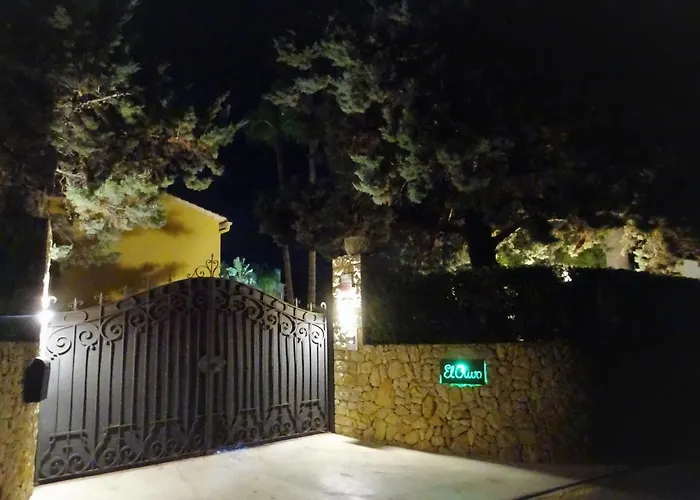 With Private Pool And Tennis Court 150 Metres From The Sea-villa El Olivo Villa Denia