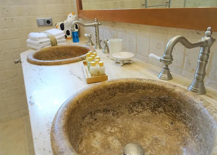 With Private Pool And Tennis Court 150 Metres From The Sea-villa El Olivo Denia