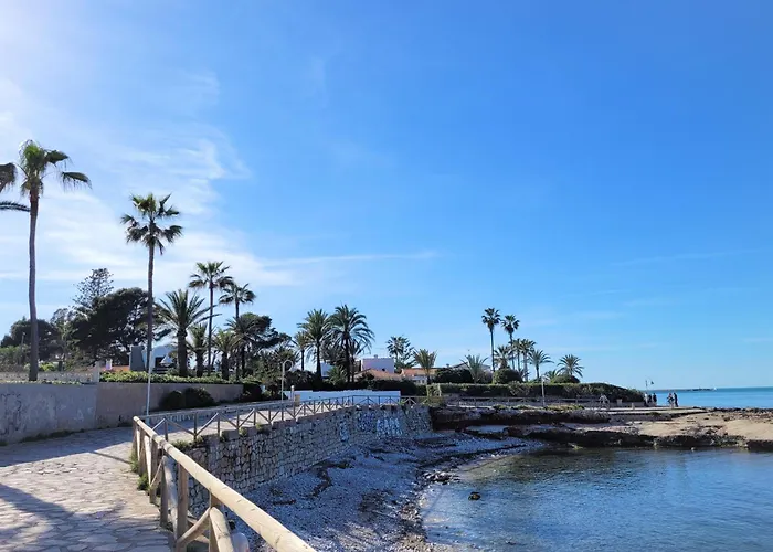 With Private Pool And Tennis Court 150 Metres From The Sea-villa El Olivo Villa *